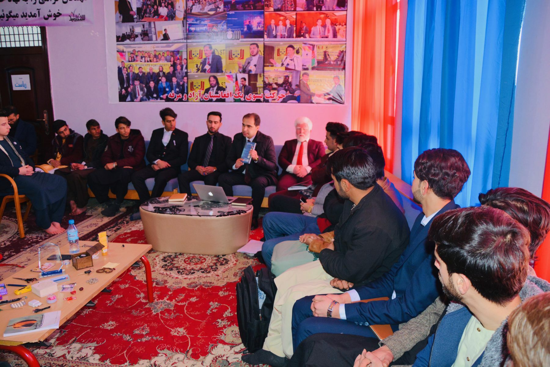 The Contents of the Adventures of Jonathan Gullible Book Discussed in Herat Province
